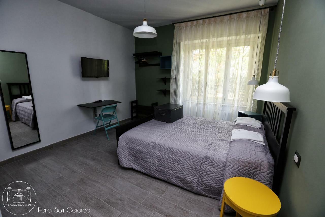 Il Covo Degli Arditi B&B 포텐자 외부 사진